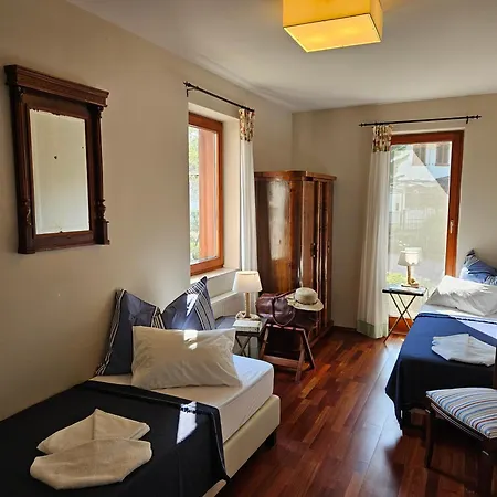 Hullám Villa B&B-2